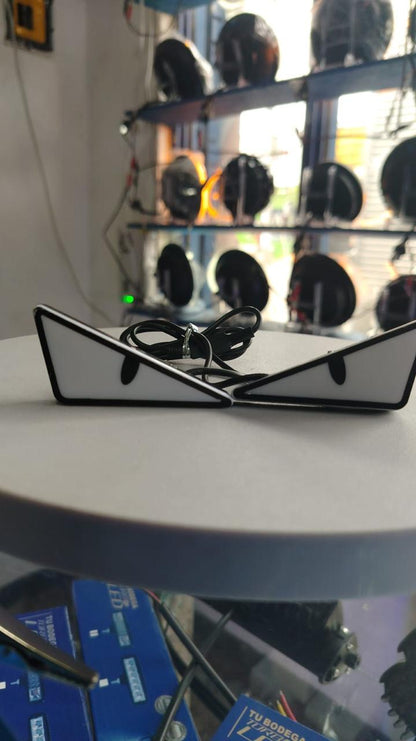 PAR DE OJOS LED COLORES PARA MOTO – Estilo Demonio / Ojo de Gato